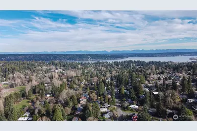 2735 NE 103rd Street, Seattle, WA 98125 - Photo 37