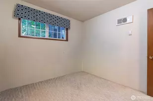 2735 NE 103rd St, Seattle, WA 98125 - Photo 19