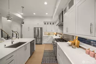 315 State Street S, Kirkland, WA 98033 - Photo 7