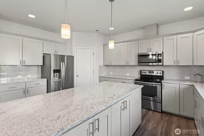 15352 Kayla Street SE, Yelm, WA 98597 - Photo 13