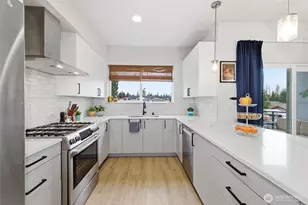 806 164th St SW, Lynnwood, WA 98037 - Photo 11