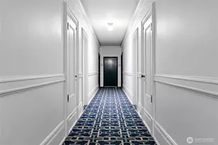 615 Boren Ave, Seattle, WA 98104 - Photo 17