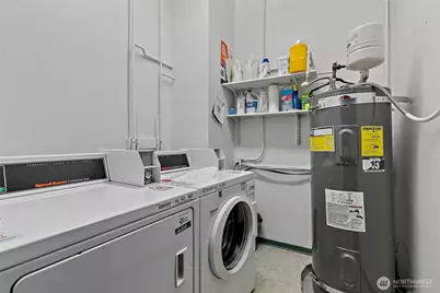 615 Boren Avenue #27, Seattle, WA 98104 - Photo 23