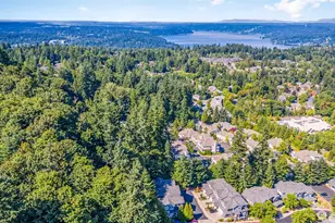 5523 Lakemont Blvd SE, Bellevue, WA 98006 - Photo 33