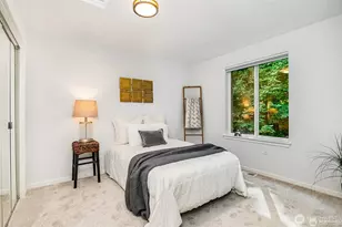 5523 Lakemont Blvd SE, Bellevue, WA 98006 - Photo 17