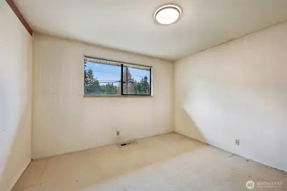 19624 62nd Avenue NE, Kenmore, WA 98028 - Photo 15