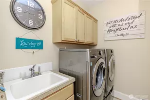 1829 SE 8th Pl, Renton, WA 98057 - Photo 35