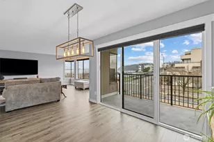 601 S 227th St, Des Moines, WA 98198 - Photo 3