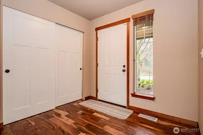 2225 Dickinson Avenue NW, Olympia, WA 98502 - Photo 3