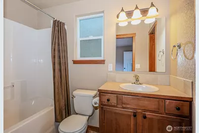 2225 Dickinson Avenue NW, Olympia, WA 98502 - Photo 23