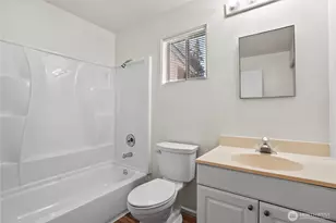2524 NE 130th St, Seattle, WA 98125 - Photo 19