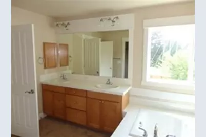 122 185th Place SW, Bothell, WA 98012 - Photo 9