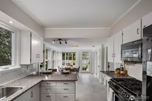 7941 30th Ave SW, Seattle, WA 98126 - Photo 11