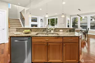 2302 NE 28th St, Renton, WA 98056 - Photo 13