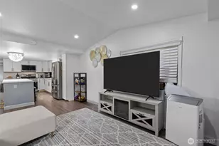 23708 Locust Way, Bothell, WA 98021 - Photo 5