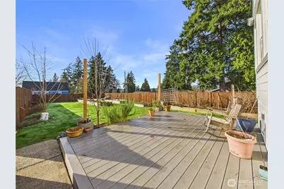 2103 E 21st Street, Bremerton, WA 98310 - Photo 3