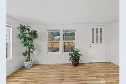 11040 14th Avenue SW, Seattle, WA 98146 - Photo 5