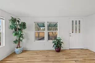 11040 14th Ave SW, Seattle, WA 98146 - Photo 5