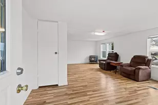11040 14th Ave SW, Seattle, WA 98146 - Photo 5