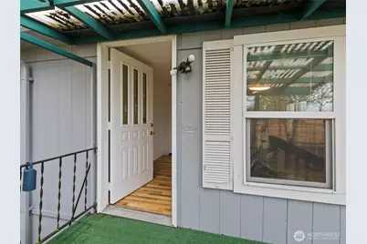 11040 14th Avenue SW, Seattle, WA 98146 - Photo 3