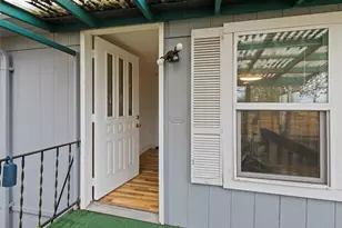 11040 14th Ave SW, Seattle, WA 98146 - Photo 3