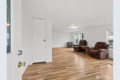 11040 14th Avenue SW, Seattle, WA 98146 - Photo 3