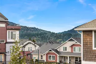 1027 6th Walk NE, Issaquah, WA 98029 - Photo 9