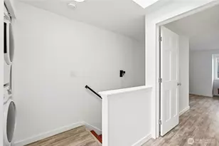 7027 210th St SW, Lynnwood, WA 98036 - Photo 23