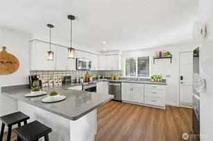 7027 210th St SW, Lynnwood, WA 98036 - Photo 7