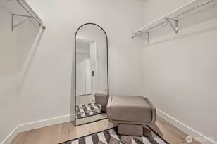 889 Ave Sq NE, Bellevue, WA 98004 - Photo 9