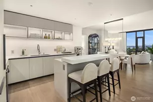 889 Ave Sq NE, Bellevue, WA 98004 - Photo 3