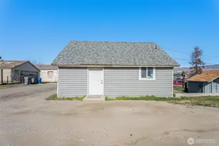 726 Methow St, Wenatchee, WA 98801 - Photo 13