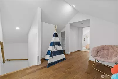 1709 S McClellan Street, Seattle, WA 98144 - Photo 31