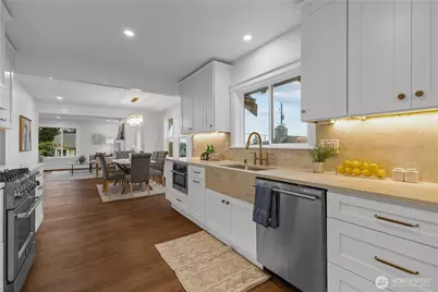 1709 S McClellan Street, Seattle, WA 98144 - Photo 11