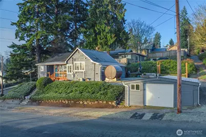 327 S Summit Avenue, Bremerton, WA 98312 - Photo 3