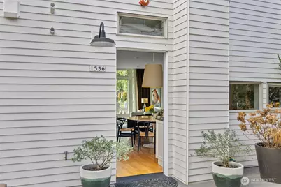 1536 15th Avenue E, Seattle, WA 98112 - Photo 7