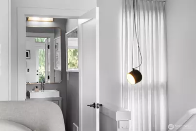 1536 15th Avenue E, Seattle, WA 98112 - Photo 23