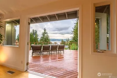 4056 172nd Place SE, Bellevue, WA 98008 - Photo 9