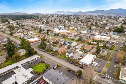 2414 Elm Street, Bellingham, WA 98225 - Photo 35