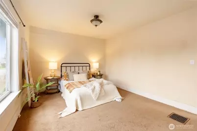 2414 Elm Street, Bellingham, WA 98225 - Photo 19