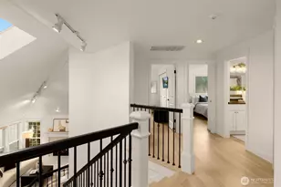 26018 SE 38th Ct, Sammamish, WA 98029 - Photo 19