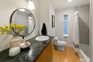 2411 4th Ave W, Seattle, WA 98119 - Photo 17