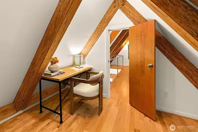 2411 4th Avenue W, Seattle, WA 98119 - Photo 27