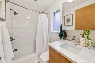 2411 4th Ave W, Seattle, WA 98119 - Photo 33