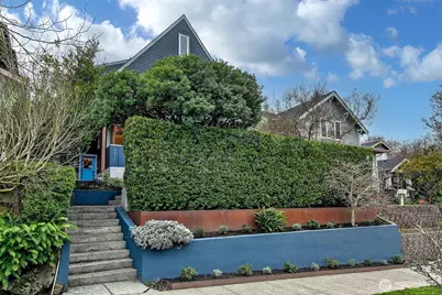 2411 4th Avenue W, Seattle, WA 98119 - Photo 3