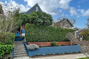 2411 4th Ave W, Seattle, WA 98119 - Photo 3