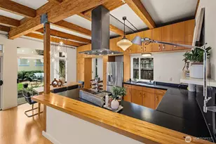 2411 4th Ave W, Seattle, WA 98119 - Photo 15