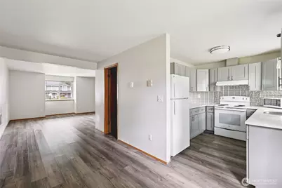 9819 148th Street Ct E, Puyallup, WA 98375 - Photo 5