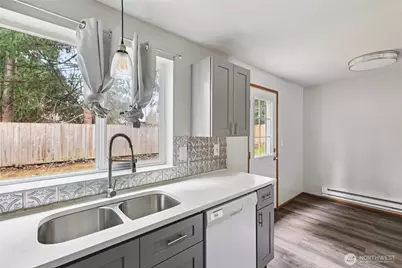 9819 148th Street Ct E, Puyallup, WA 98375 - Photo 9