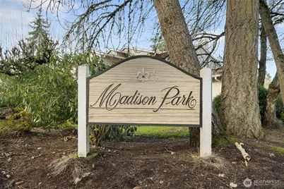 1051 Madison Avenue N, Bainbridge Island, WA 98110 - Photo 37